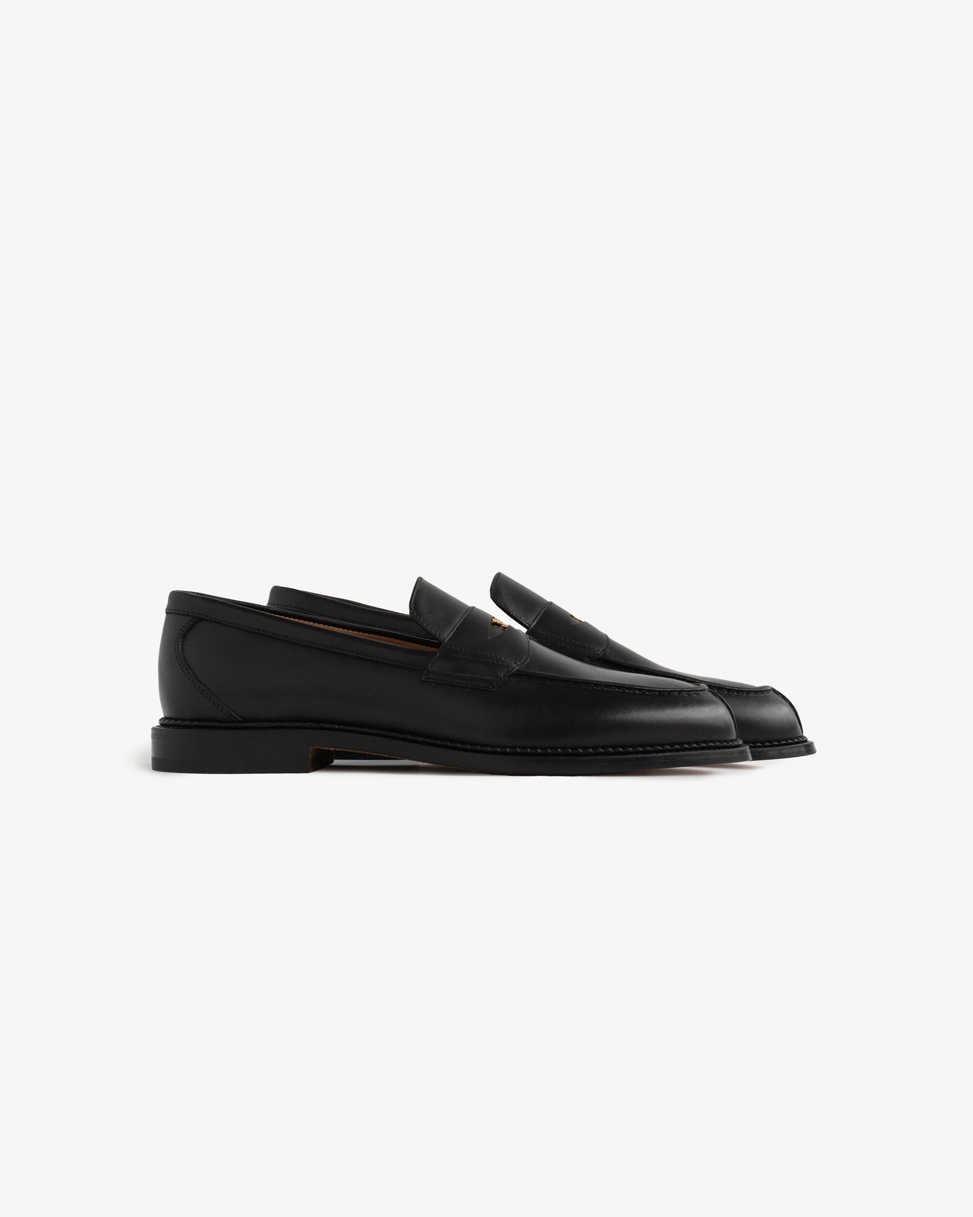 Queens Crest Loafer - Aimé Leon Dore Footwear